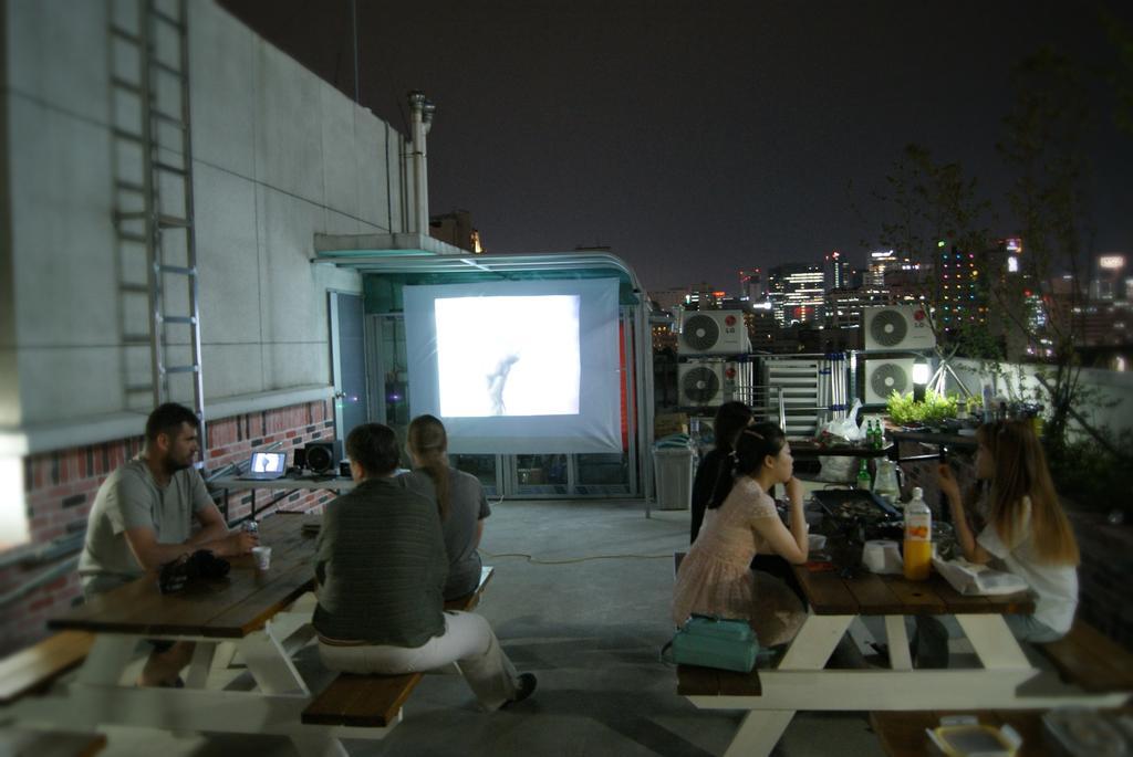 Seoul N Hostel Exterior photo