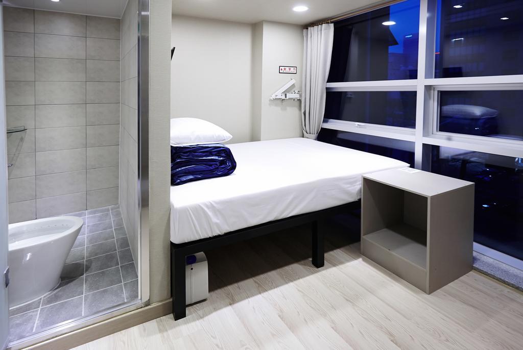 Seoul N Hostel Room photo